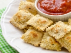 Най-вкусните и лесни печени равиоли, които ще опитате някога Най-вкусните и лесни печени равиоли, които ще опитате някога